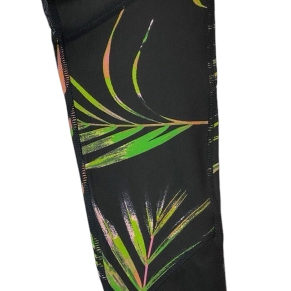 BSP Better Sports Performance Black Palm Leaf Mesh Compression Leggings 7/8 New - Picture 8 of 11